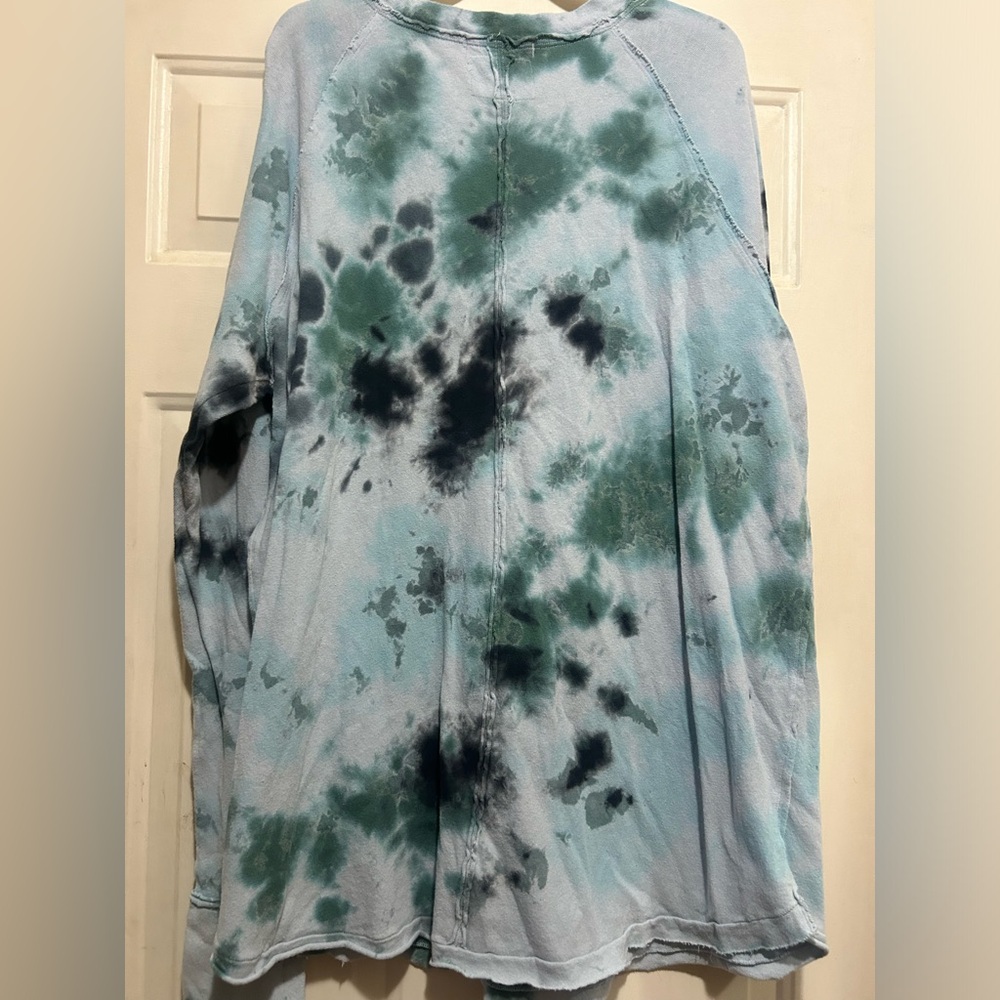 We the Free People Teal and Black Tie-Dye Long Sleeve Top - Picture 6 of 6